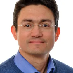 Professor Vladimir Canudas Romo