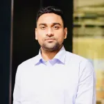 Dr Shreshthakumar Gupta